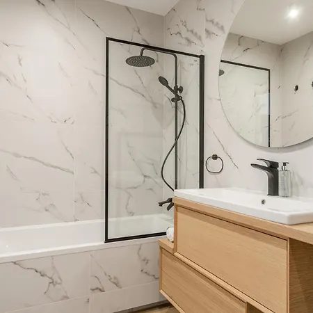 Rentplanet - Przedmiescie Olawskie Apartman *