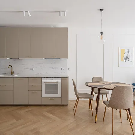 Rentplanet - Przedmiescie Olawskie Apartman *