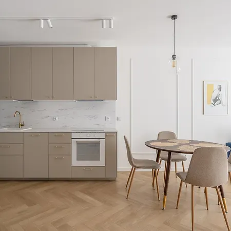 Rentplanet - Przedmiescie Olawskie Appartement