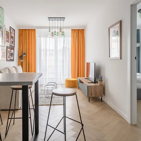 Rentplanet - Przedmiescie Olawskie Appartement